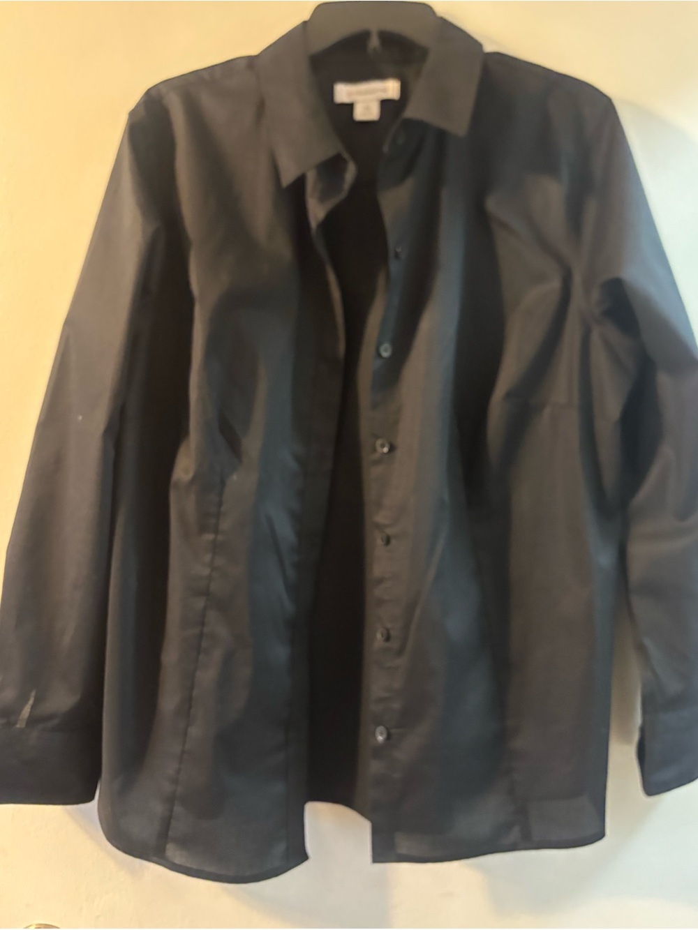 Women Liz Claiborne Black Button-Front Long-Sleeve Blouse NWOT